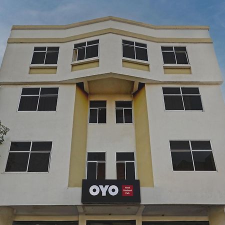 Hotel O 14726 Hotel Vaishnavi Park Secundurabad Екстериор снимка